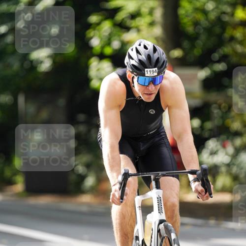 14.09.2025 - Stadtparktriathlon Michael Burmester http://msf.ph/oto/8913291 14.09.2025 11:55:43 Radfahren 955, 1049, 1056, 1092, 1164, 1173, 1174, 1186, 1194 meine-sportfotos.de