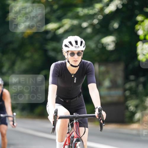 14.09.2025 - Stadtparktriathlon Michael Burmester http://msf.ph/oto/8913300 14.09.2025 11:55:54 Radfahren 984, 998, 1076, 1174 meine-sportfotos.de