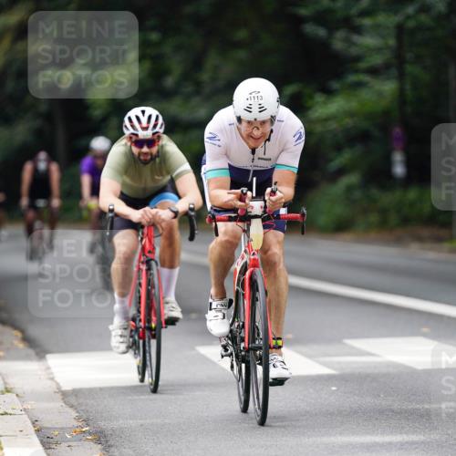 14.09.2025 - Stadtparktriathlon Michael Burmester http://msf.ph/oto/8913310 14.09.2025 11:56:05 Radfahren 937, 1014, 1076, 1082, 1113, 1214 meine-sportfotos.de