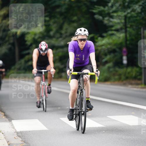 14.09.2025 - Stadtparktriathlon Michael Burmester http://msf.ph/oto/8913314 14.09.2025 11:56:08 Radfahren 937, 1014, 1022, 1082, 1089, 1113, 1214 meine-sportfotos.de