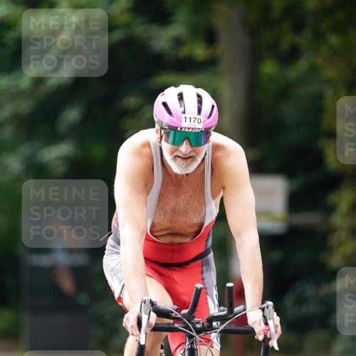 14.09.2025 - Stadtparktriathlon Michael Burmester http://msf.ph/oto/8913328 14.09.2025 11:56:18 Radfahren 1022, 1089, 1170 meine-sportfotos.de