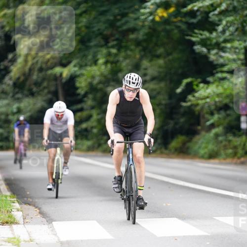 14.09.2025 - Stadtparktriathlon Michael Burmester http://msf.ph/oto/8913332 14.09.2025 11:56:34 Radfahren 960, 1023, 1053, 1119, 1133, 1172 meine-sportfotos.de