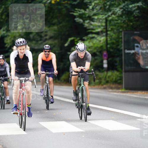 14.09.2025 - Stadtparktriathlon Michael Burmester http://msf.ph/oto/8913340 14.09.2025 11:56:41 Radfahren 949, 964, 1023, 1053, 1071, 1144, 1172, 1217 meine-sportfotos.de