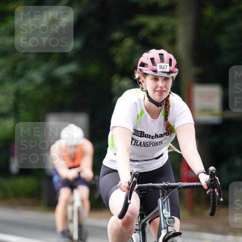 14.09.2025 - Stadtparktriathlon Michael Burmester http://msf.ph/oto/8913354 14.09.2025 11:56:55 Radfahren 924, 927, 1077, 1088, 1123 meine-sportfotos.de