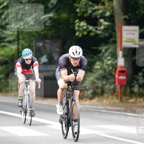 14.09.2025 - Stadtparktriathlon Michael Burmester http://msf.ph/oto/8913359 14.09.2025 11:57:04 Radfahren 924, 952, 1016, 1050, 1129, 1146, 1189 meine-sportfotos.de