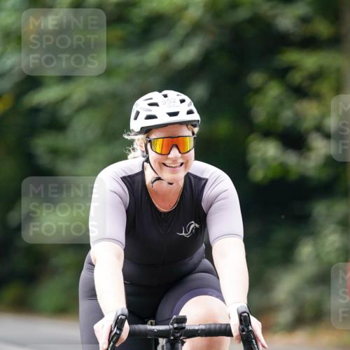 14.09.2025 - Stadtparktriathlon Michael Burmester http://msf.ph/oto/8913368 14.09.2025 11:57:12 Radfahren 952, 1016, 1050, 1129, 1132, 1189, 1203, 1205, 1211 meine-sportfotos.de