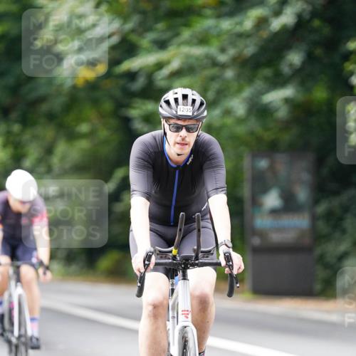 14.09.2025 - Stadtparktriathlon Michael Burmester http://msf.ph/oto/8913370 14.09.2025 11:57:16 Radfahren 952, 1050, 1124, 1132, 1147, 1203, 1205, 1211, 1212 meine-sportfotos.de