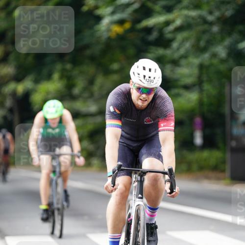 14.09.2025 - Stadtparktriathlon Michael Burmester http://msf.ph/oto/8913373 14.09.2025 11:57:17 Radfahren 952, 1050, 1124, 1132, 1147, 1203, 1205, 1211, 1212 meine-sportfotos.de