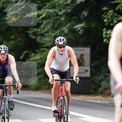 14.09.2025 - Stadtparktriathlon Michael Burmester http://msf.ph/oto/8913379 14.09.2025 11:57:22 Radfahren 1103, 1124, 1132, 1147, 1203, 1205, 1211, 1212 meine-sportfotos.de