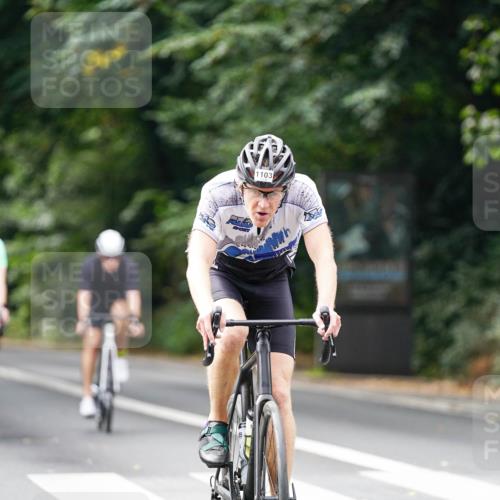14.09.2025 - Stadtparktriathlon Michael Burmester http://msf.ph/oto/8913383 14.09.2025 11:57:29 Radfahren 1026, 1061, 1075, 1103, 1124, 1139, 1147 meine-sportfotos.de
