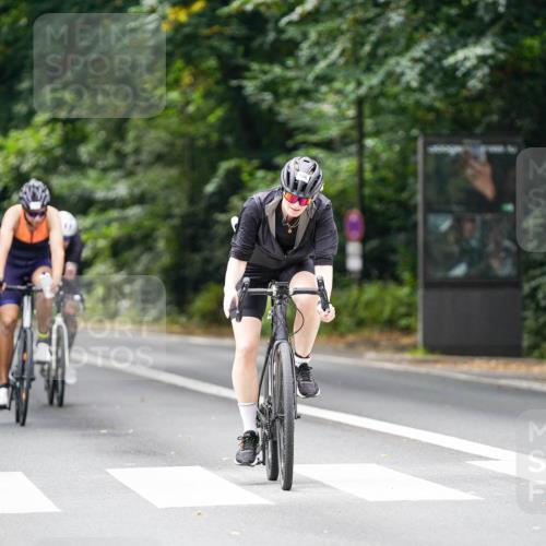 14.09.2025 - Stadtparktriathlon Michael Burmester http://msf.ph/oto/8913391 14.09.2025 11:57:42 Radfahren 966, 1027, 1084, 1109, 1199 meine-sportfotos.de
