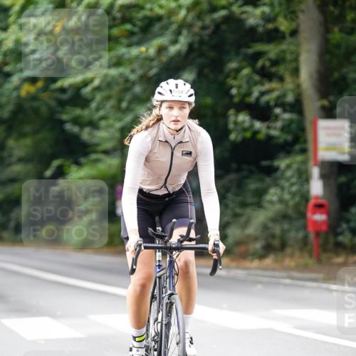 14.09.2025 - Stadtparktriathlon Michael Burmester http://msf.ph/oto/8913406 14.09.2025 11:58:10 Radfahren 1001, 1002, 1040, 1043, 1080, 1112 meine-sportfotos.de