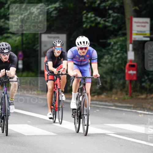 14.09.2025 - Stadtparktriathlon Michael Burmester http://msf.ph/oto/8913413 14.09.2025 11:58:19 Radfahren 945, 1002, 1040, 1083, 1101, 1112, 1121, 1143, 1155, 1160, 1180, 1213 meine-sportfotos.de