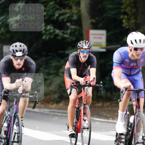 14.09.2025 - Stadtparktriathlon Michael Burmester http://msf.ph/oto/8913415 14.09.2025 11:58:20 Radfahren 945, 1002, 1040, 1083, 1101, 1112, 1121, 1143, 1155, 1160, 1180, 1213 meine-sportfotos.de