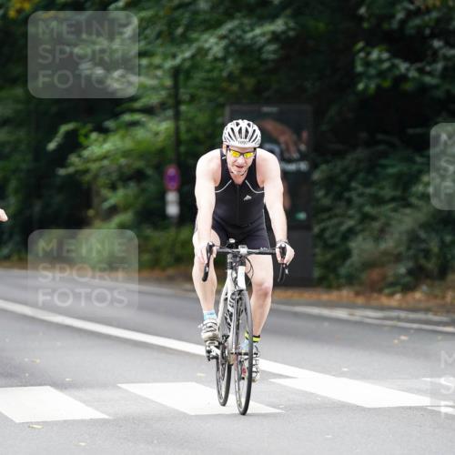 14.09.2025 - Stadtparktriathlon Michael Burmester http://msf.ph/oto/8913428 14.09.2025 11:58:34 Radfahren 972, 1059, 1097, 1098, 1128, 1193 meine-sportfotos.de