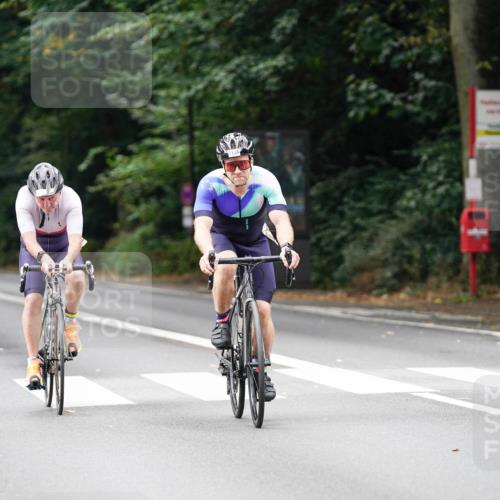 14.09.2025 - Stadtparktriathlon Michael Burmester http://msf.ph/oto/8913433 14.09.2025 11:58:39 Radfahren 972, 1059, 1066, 1097, 1102, 1128, 1156, 1193 meine-sportfotos.de