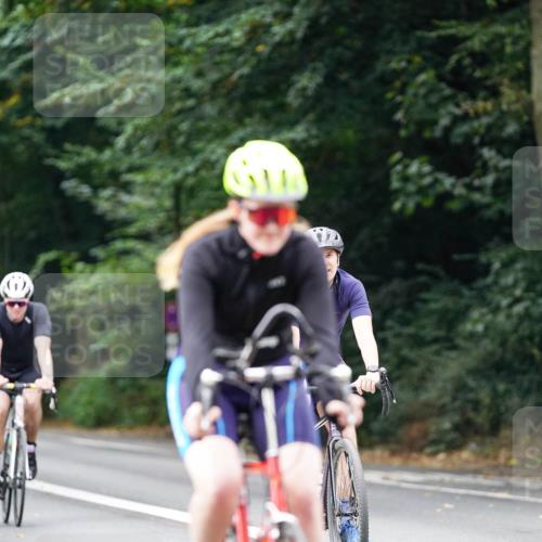 14.09.2025 - Stadtparktriathlon Michael Burmester http://msf.ph/oto/8913449 14.09.2025 11:58:56 Radfahren 1019, 1029, 1051, 1067, 1068, 1137, 1150, 1153, 1171, 1187 meine-sportfotos.de