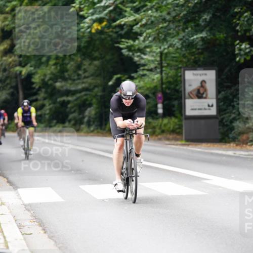 14.09.2025 - Stadtparktriathlon Michael Burmester http://msf.ph/oto/8913478 14.09.2025 11:59:41 Radfahren 936, 1054, 1057, 1107, 1178 meine-sportfotos.de
