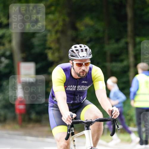 14.09.2025 - Stadtparktriathlon Michael Burmester http://msf.ph/oto/8913482 14.09.2025 11:59:45 Radfahren 936, 1054, 1057, 1107, 1178, 1202 meine-sportfotos.de
