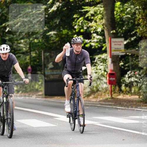 14.09.2025 - Stadtparktriathlon Michael Burmester http://msf.ph/oto/8913522 14.09.2025 12:01:01 Radfahren 1031, 1039, 1062, 1188, 1210, 1220 meine-sportfotos.de