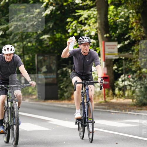 14.09.2025 - Stadtparktriathlon Michael Burmester http://msf.ph/oto/8913523 14.09.2025 12:01:01 Radfahren 1031, 1039, 1062, 1188, 1210, 1220 meine-sportfotos.de