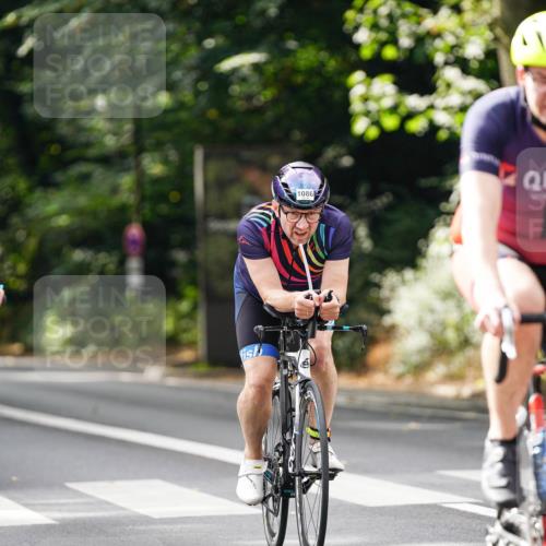 14.09.2025 - Stadtparktriathlon Michael Burmester http://msf.ph/oto/8913545 14.09.2025 12:01:20 Radfahren 1005, 1041, 1046, 1058, 1060, 1086, 1099, 1185 meine-sportfotos.de