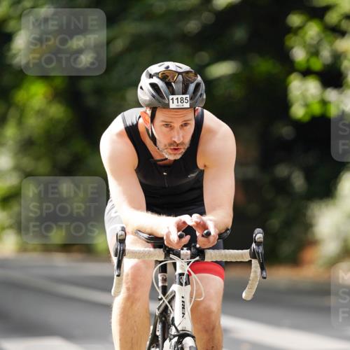 14.09.2025 - Stadtparktriathlon Michael Burmester http://msf.ph/oto/8913549 14.09.2025 12:01:23 Radfahren 948, 1005, 1046, 1058, 1060, 1086, 1185 meine-sportfotos.de