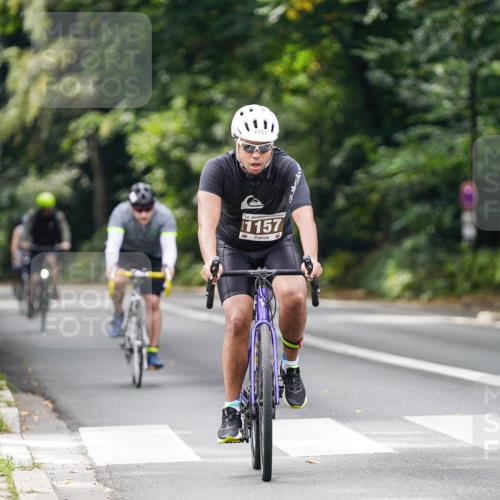 14.09.2025 - Stadtparktriathlon Michael Burmester http://msf.ph/oto/8913561 14.09.2025 12:01:36 Radfahren 948, 1085, 1087, 1117, 1126, 1157, 1158 meine-sportfotos.de