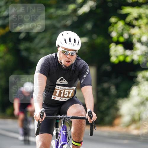 14.09.2025 - Stadtparktriathlon Michael Burmester http://msf.ph/oto/8913562 14.09.2025 12:01:37 Radfahren 948, 1085, 1087, 1117, 1126, 1157, 1158 meine-sportfotos.de