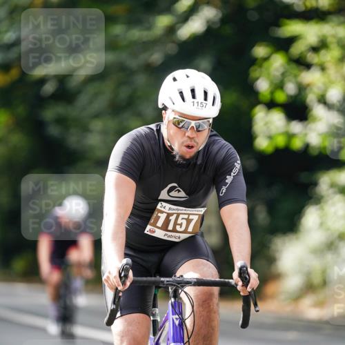 14.09.2025 - Stadtparktriathlon Michael Burmester http://msf.ph/oto/8913563 14.09.2025 12:01:37 Radfahren 948, 1085, 1087, 1117, 1126, 1157, 1158 meine-sportfotos.de