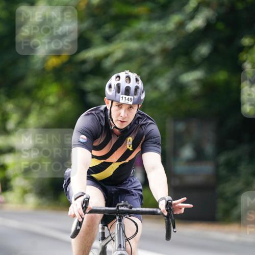 14.09.2025 - Stadtparktriathlon Michael Burmester http://msf.ph/oto/8913573 14.09.2025 12:01:55 Radfahren 1035, 1079, 1092, 1149, 1152, 1162, 1167, 1168, 1169, 1218 meine-sportfotos.de