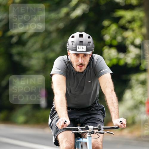 14.09.2025 - Stadtparktriathlon Michael Burmester http://msf.ph/oto/8913583 14.09.2025 12:02:02 Radfahren 1025, 1072, 1092, 1096, 1120, 1148, 1152, 1162, 1168, 1169, 1218 meine-sportfotos.de