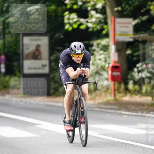 14.09.2025 - Stadtparktriathlon Michael Burmester http://msf.ph/oto/8913586 14.09.2025 12:02:03 Radfahren 1025, 1072, 1092, 1094, 1096, 1120, 1148, 1152, 1162, 1168, 1169, 1218 meine-sportfotos.de