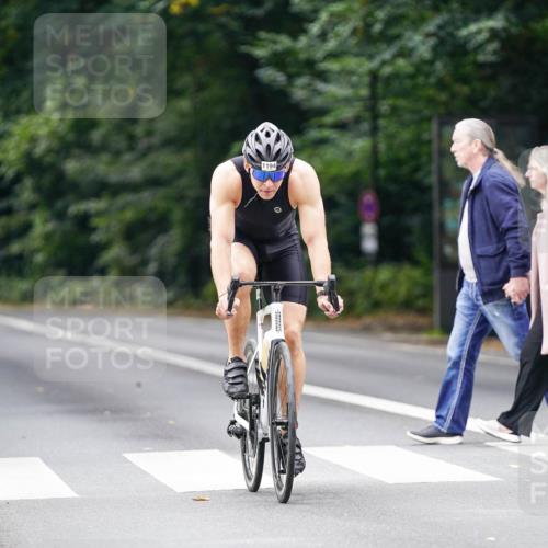 14.09.2025 - Stadtparktriathlon Michael Burmester http://msf.ph/oto/8913606 14.09.2025 12:02:23 Radfahren 1008, 1164, 1194 meine-sportfotos.de