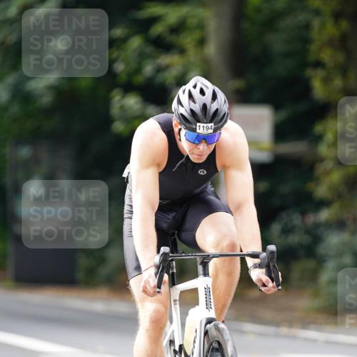 14.09.2025 - Stadtparktriathlon Michael Burmester http://msf.ph/oto/8913607 14.09.2025 12:02:24 Radfahren 1008, 1164, 1194 meine-sportfotos.de