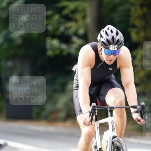 14.09.2025 - Stadtparktriathlon Michael Burmester http://msf.ph/oto/8913608 14.09.2025 12:02:24 Radfahren 1008, 1164, 1194 meine-sportfotos.de
