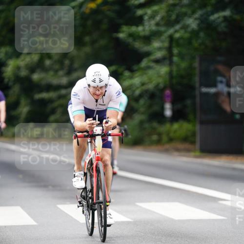 14.09.2025 - Stadtparktriathlon Michael Burmester http://msf.ph/oto/8913621 14.09.2025 12:02:44 Radfahren 931, 1055, 1065, 1076, 1095, 1110, 1113, 1116, 1163 meine-sportfotos.de