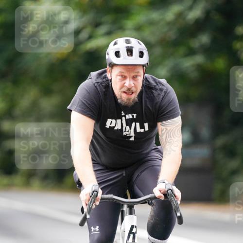 14.09.2025 - Stadtparktriathlon Michael Burmester http://msf.ph/oto/8913628 14.09.2025 12:02:50 Radfahren 1055, 1076, 1082, 1113, 1163, 1173 meine-sportfotos.de