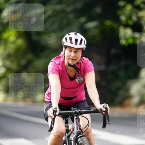 14.09.2025 - Stadtparktriathlon Michael Burmester http://msf.ph/oto/8913638 14.09.2025 12:03:12 Radfahren 946, 1108, 1119, 1172 meine-sportfotos.de