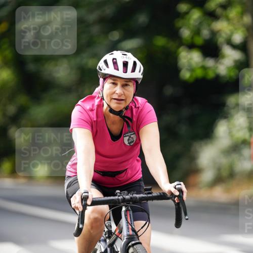 14.09.2025 - Stadtparktriathlon Michael Burmester http://msf.ph/oto/8913639 14.09.2025 12:03:13 Radfahren 946, 1108, 1119, 1172 meine-sportfotos.de