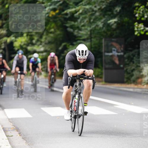 14.09.2025 - Stadtparktriathlon Michael Burmester http://msf.ph/oto/8913654 14.09.2025 12:03:39 Radfahren 1017, 1022, 1023, 1091, 1129, 1133, 1142, 1170, 1204, 1211 meine-sportfotos.de