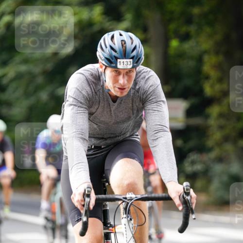 14.09.2025 - Stadtparktriathlon Michael Burmester http://msf.ph/oto/8913658 14.09.2025 12:03:42 Radfahren 1017, 1022, 1023, 1129, 1133, 1142, 1170, 1203, 1204, 1211 meine-sportfotos.de