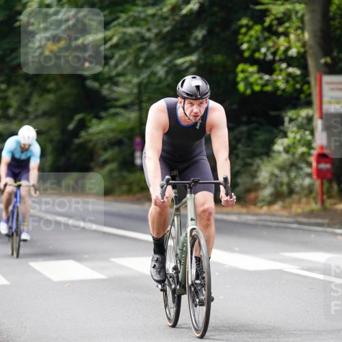 14.09.2025 - Stadtparktriathlon Michael Burmester http://msf.ph/oto/8913662 14.09.2025 12:03:45 Radfahren 1017, 1022, 1129, 1133, 1142, 1170, 1203, 1204, 1211 meine-sportfotos.de