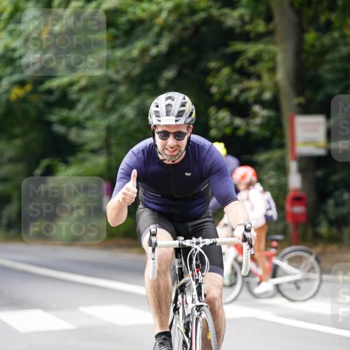 14.09.2025 - Stadtparktriathlon Michael Burmester http://msf.ph/oto/8913673 14.09.2025 12:03:57 Radfahren 1089, 1144, 1205 meine-sportfotos.de