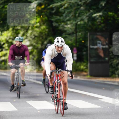 14.09.2025 - Stadtparktriathlon Michael Burmester http://msf.ph/oto/8913696 14.09.2025 12:04:33 Radfahren 1027, 1053, 1081, 1123, 1146, 1183, 1189, 1214 meine-sportfotos.de