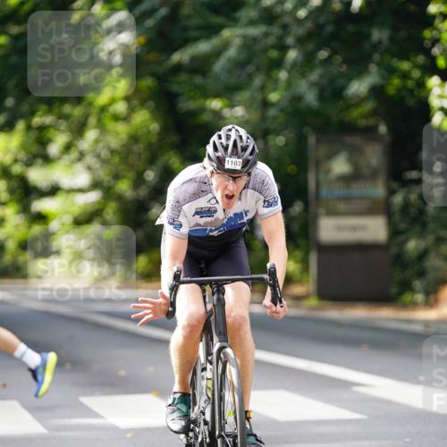 14.09.2025 - Stadtparktriathlon Michael Burmester http://msf.ph/oto/8913710 14.09.2025 12:04:54 Radfahren 1043, 1075, 1080, 1103, 1109, 1134, 1147 meine-sportfotos.de