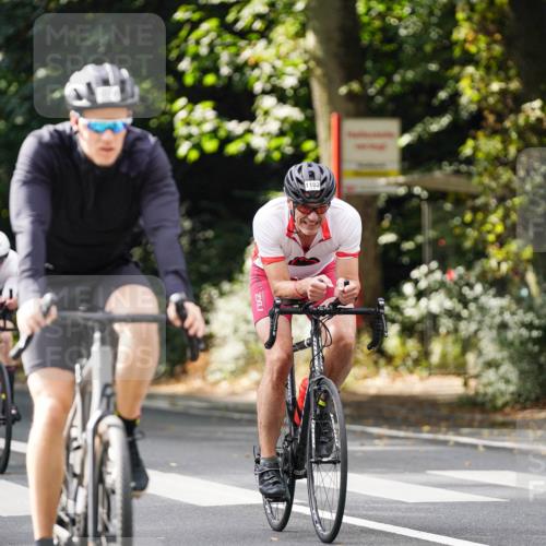 14.09.2025 - Stadtparktriathlon Michael Burmester http://msf.ph/oto/8913734 14.09.2025 12:05:32 Radfahren 1061, 1088, 1101, 1102, 1112, 1219 meine-sportfotos.de