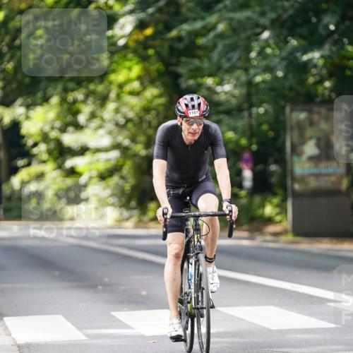 14.09.2025 - Stadtparktriathlon Michael Burmester http://msf.ph/oto/8913739 14.09.2025 12:05:36 Radfahren 1084, 1088, 1101, 1102, 1219 meine-sportfotos.de