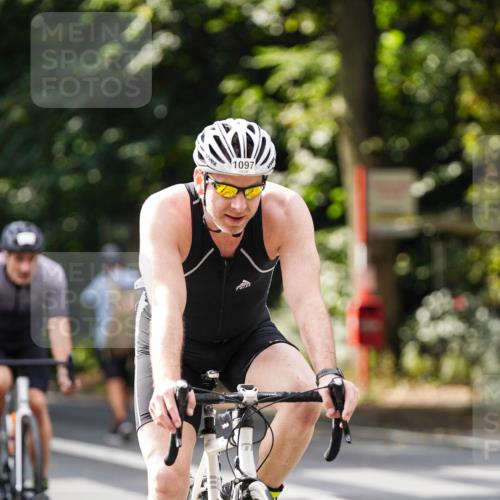 14.09.2025 - Stadtparktriathlon Michael Burmester http://msf.ph/oto/8913751 14.09.2025 12:05:54 Radfahren 1078, 1097, 1124, 1125, 1151, 1171, 1178, 1199, 1213 meine-sportfotos.de
