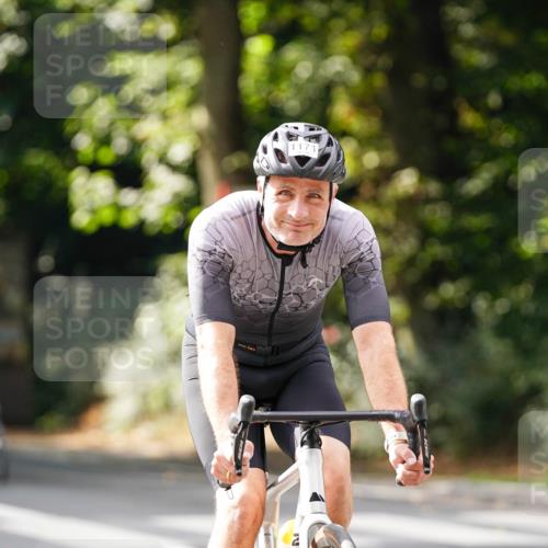 14.09.2025 - Stadtparktriathlon Michael Burmester http://msf.ph/oto/8913753 14.09.2025 12:05:55 Radfahren 1078, 1097, 1124, 1125, 1151, 1171, 1178, 1199, 1213 meine-sportfotos.de